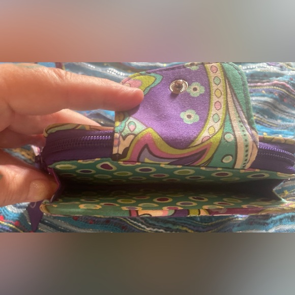 Sassy multicolored purple Vera Bradley wallet. Measures apx 6 x 4”. EUC - Picture 6 of 11